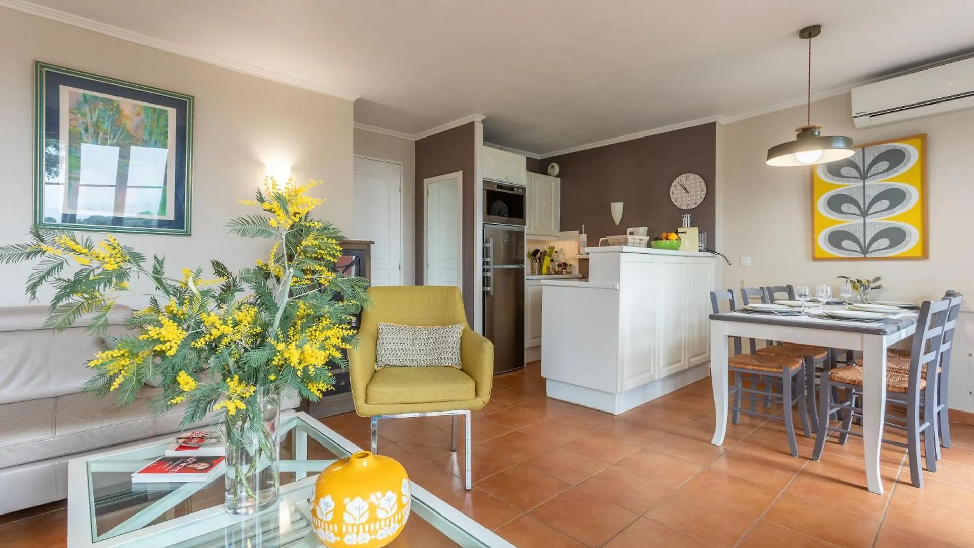 Apartment Appartement Grande Terrasse Vue Mer Saint-Raphael